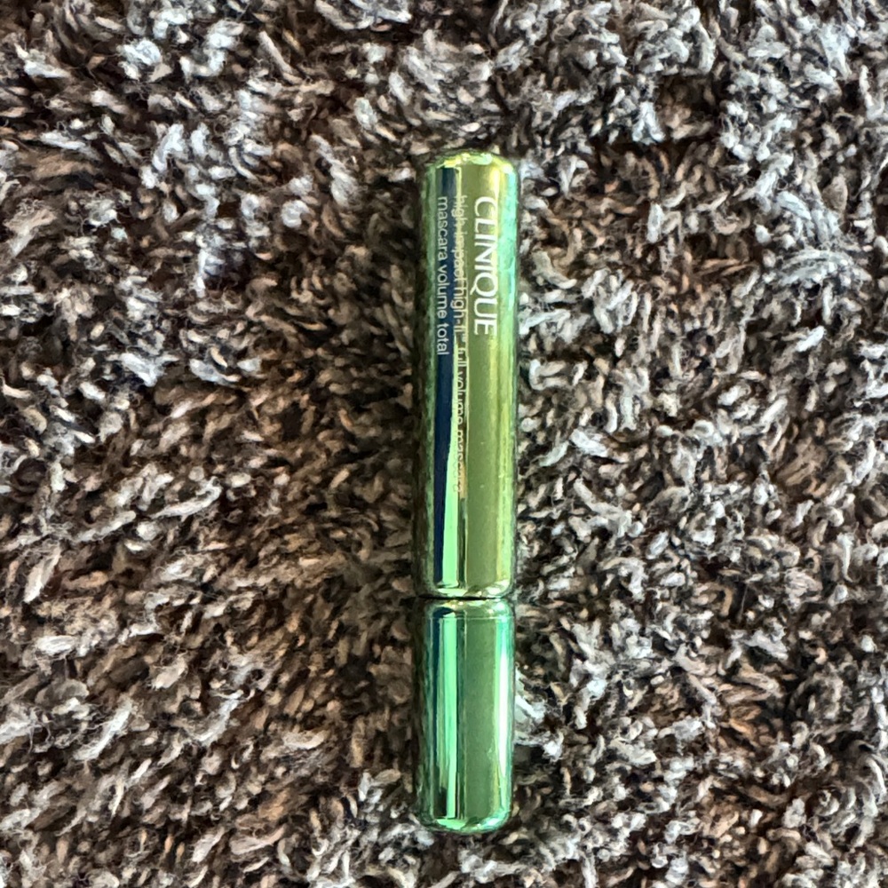 Clinique high impact full volume mascara. Full size. New
